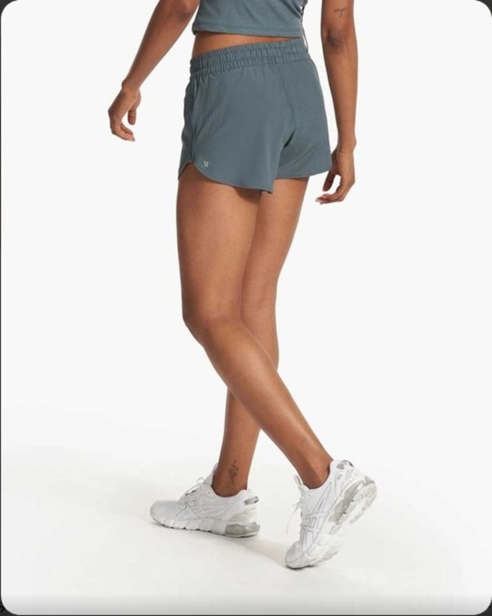 Vuori Clementine Short Womens S Gray Taupe 2.5" Lined Running Drawstring